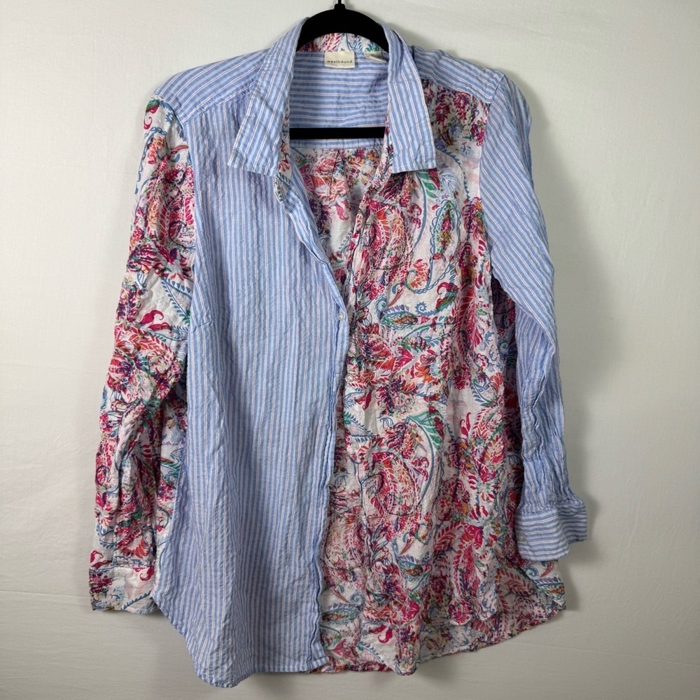 Westbound Floral Red and Blue Button Down shirt Women’s size XL